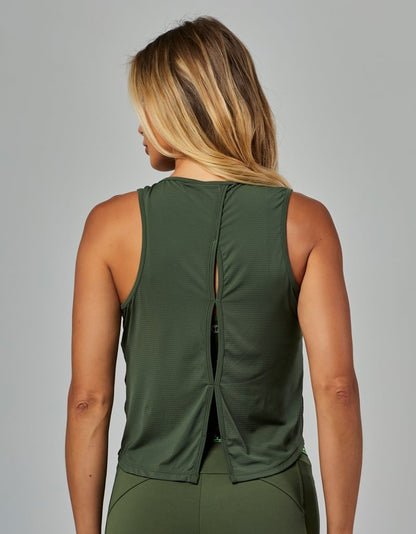 Hera Women’s Dry Fit Tank Top – Crocodile Green