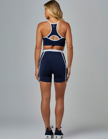 Movement Women’s Pocket Shorts – Dark Navy
