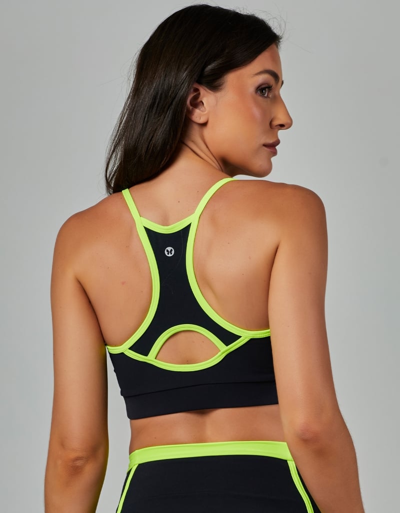 Movement Women’s Medium-Support Top – Black